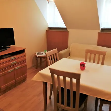 Apartmaji Svetinje *